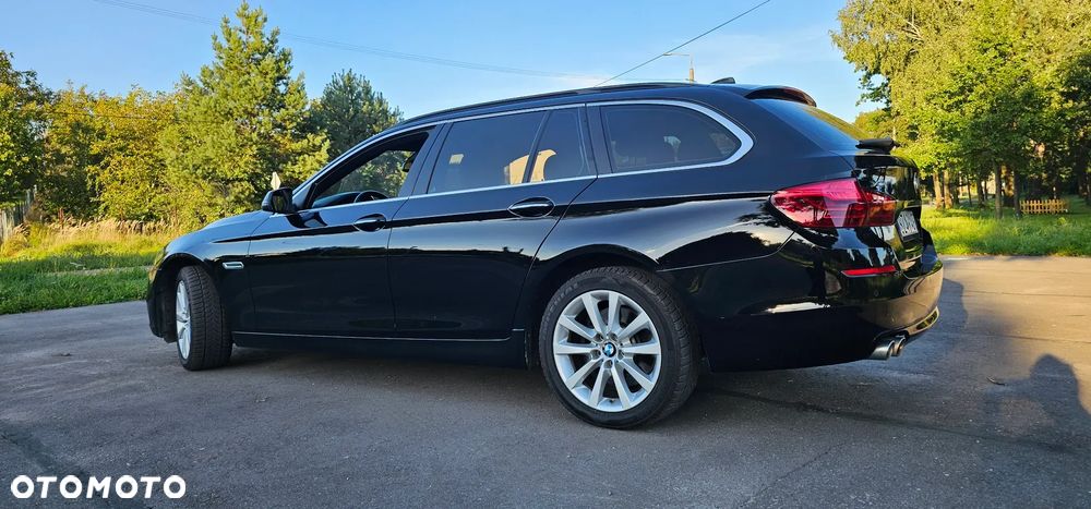 BMW Seria 5 530d xDrive - 12