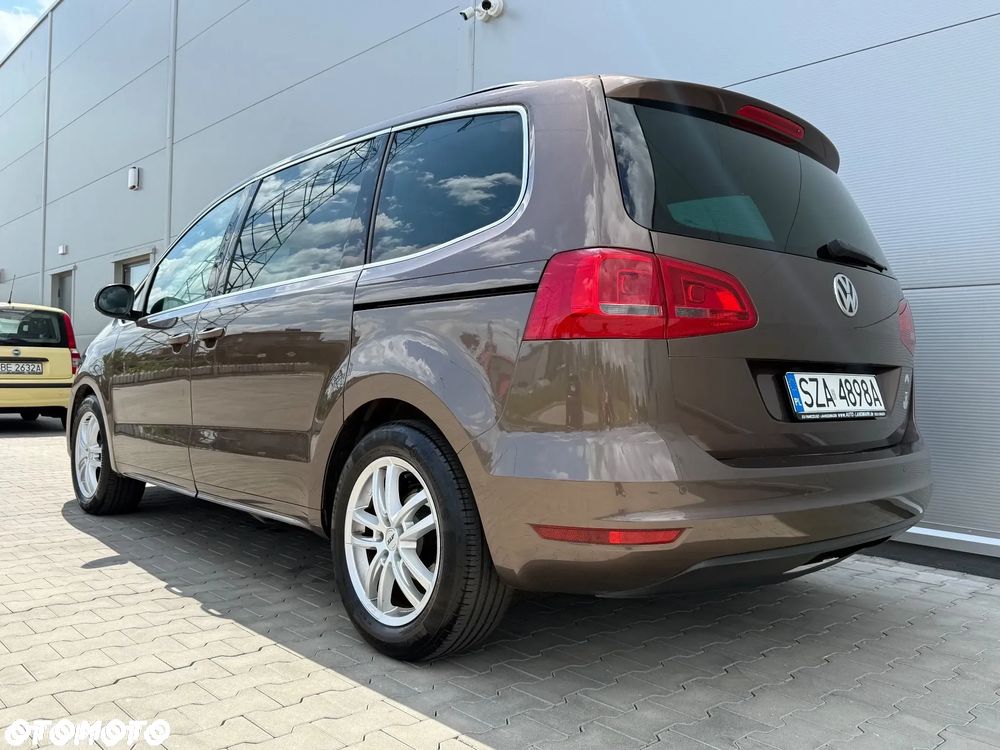 Volkswagen Sharan 2.0 TDI DPF BlueMotion Comfortline - 12