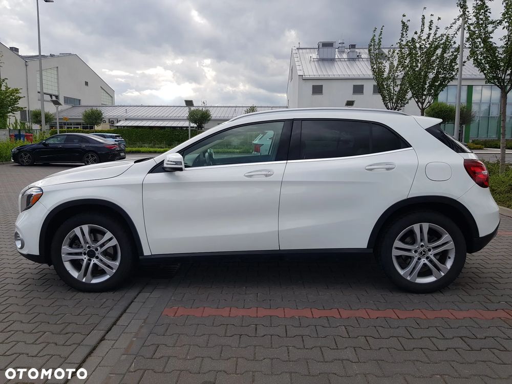 Mercedes-Benz GLA 250 7G-DCT - 6
