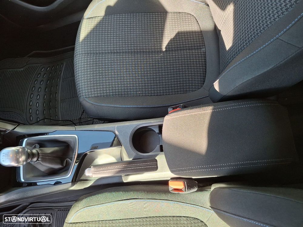 Peugeot 308 SW 1.5 BlueHDi Active - 34