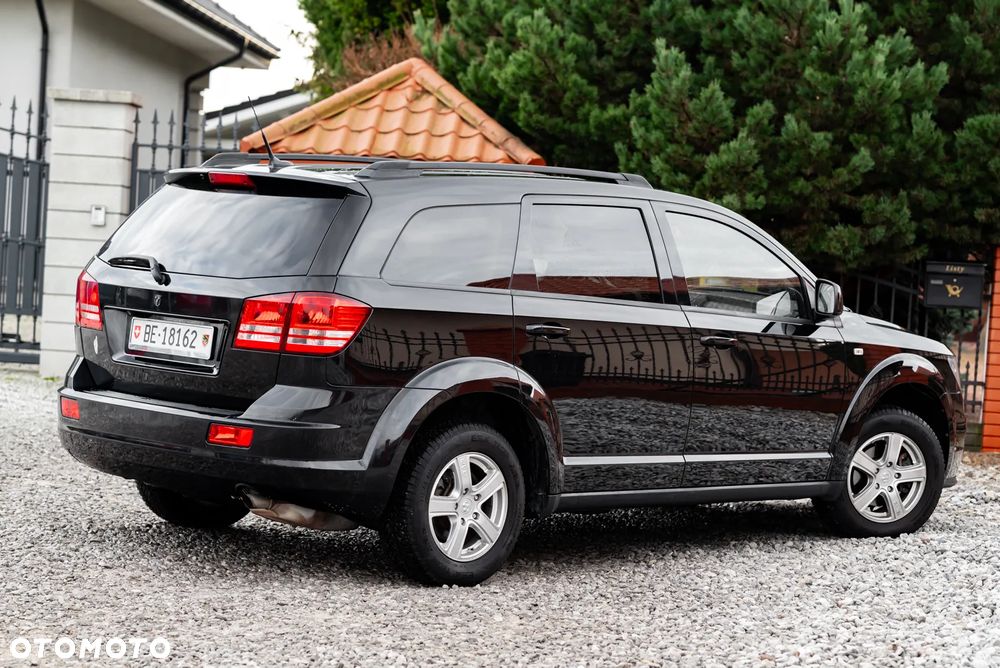Dodge Journey 2.4 SXT - 10