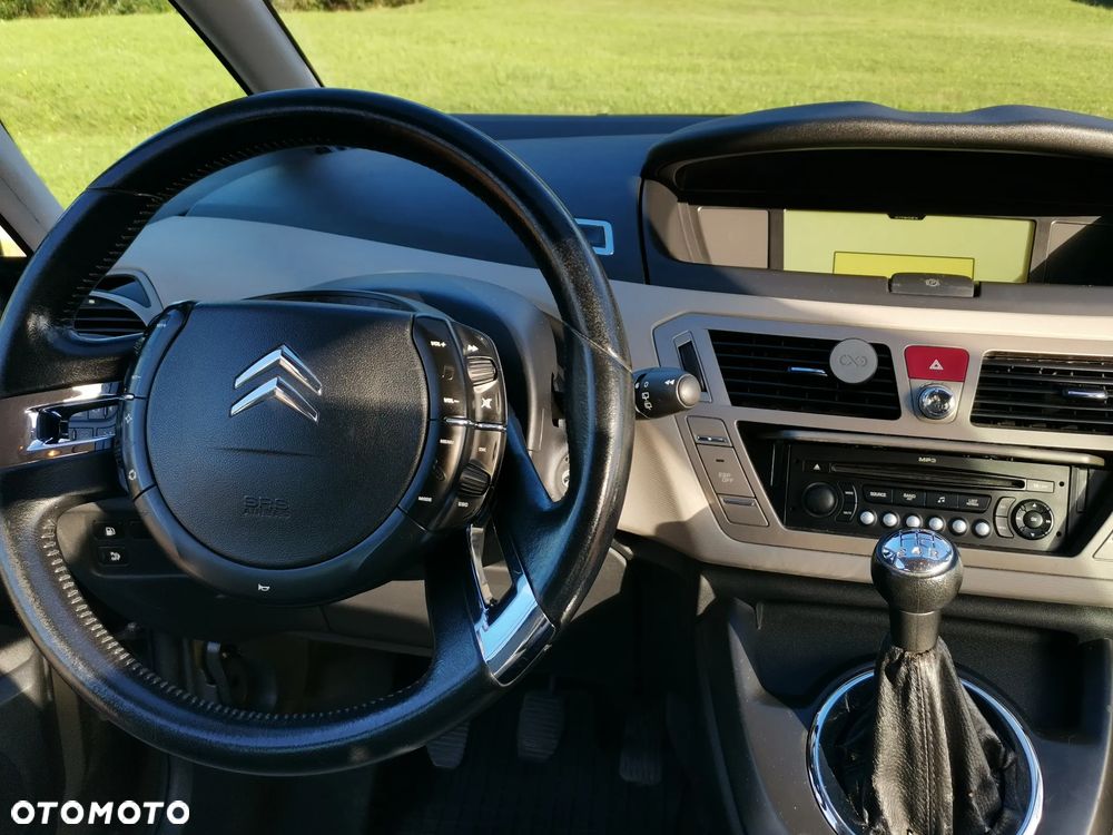 Citroën C4 Picasso - 9