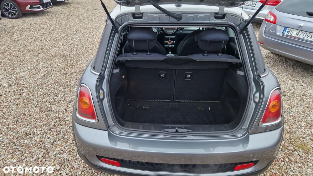 MINI Cooper S 50 Mayfair - 30