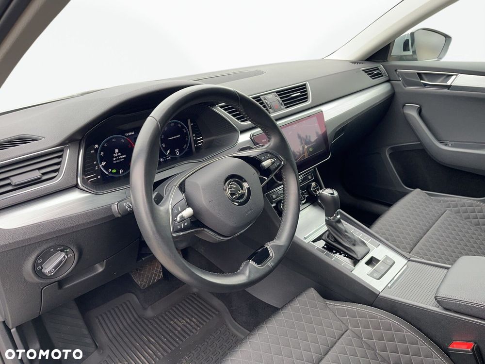 Skoda Superb 2.0 TDI SCR Ambition DSG - 16