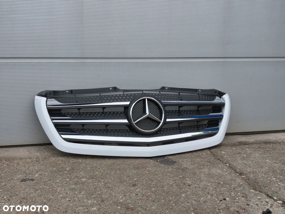 Atrapa grill CHROM Mercedes Sprinter w906 Lift 2014-2018 biała - 5