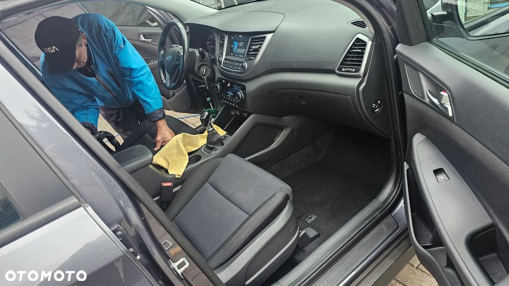 BMW X1 sDrive18d Sport Line - 36