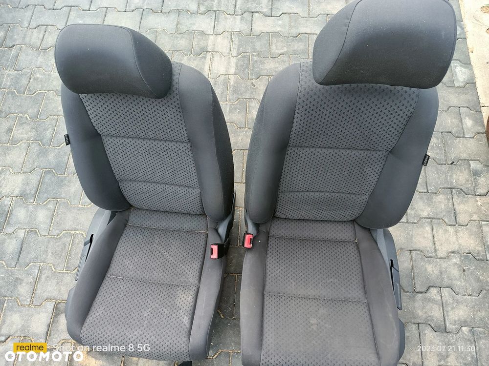 Fotel Kierowcy I Pasażera lewy prawy Przód VW Touran - 2