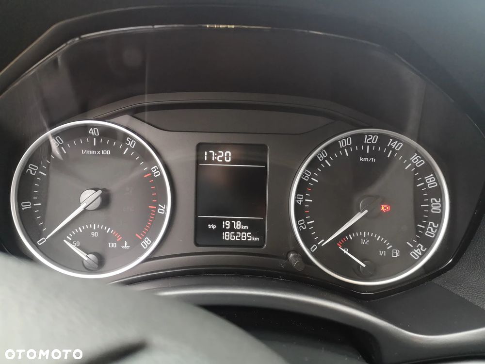 Skoda Octavia 1.6 Tour Classic - 5