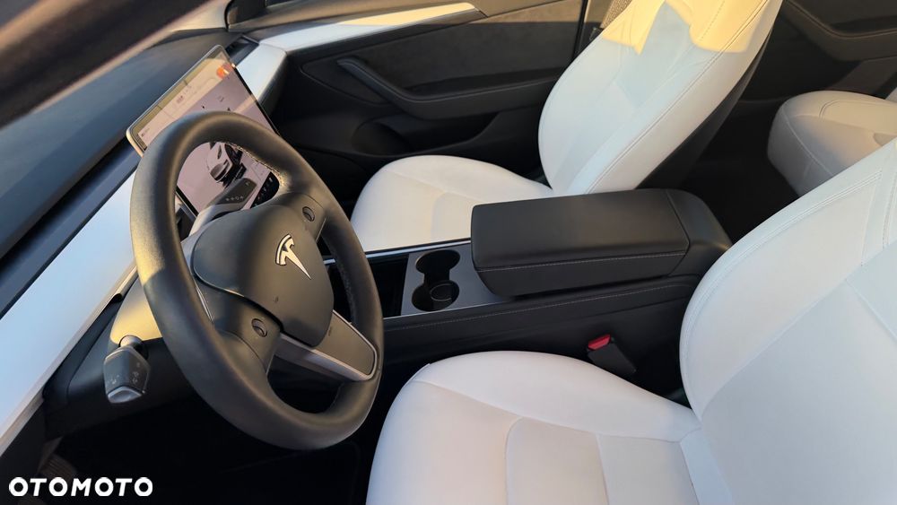 Tesla Model 3 Long Range RWD Premium - 16