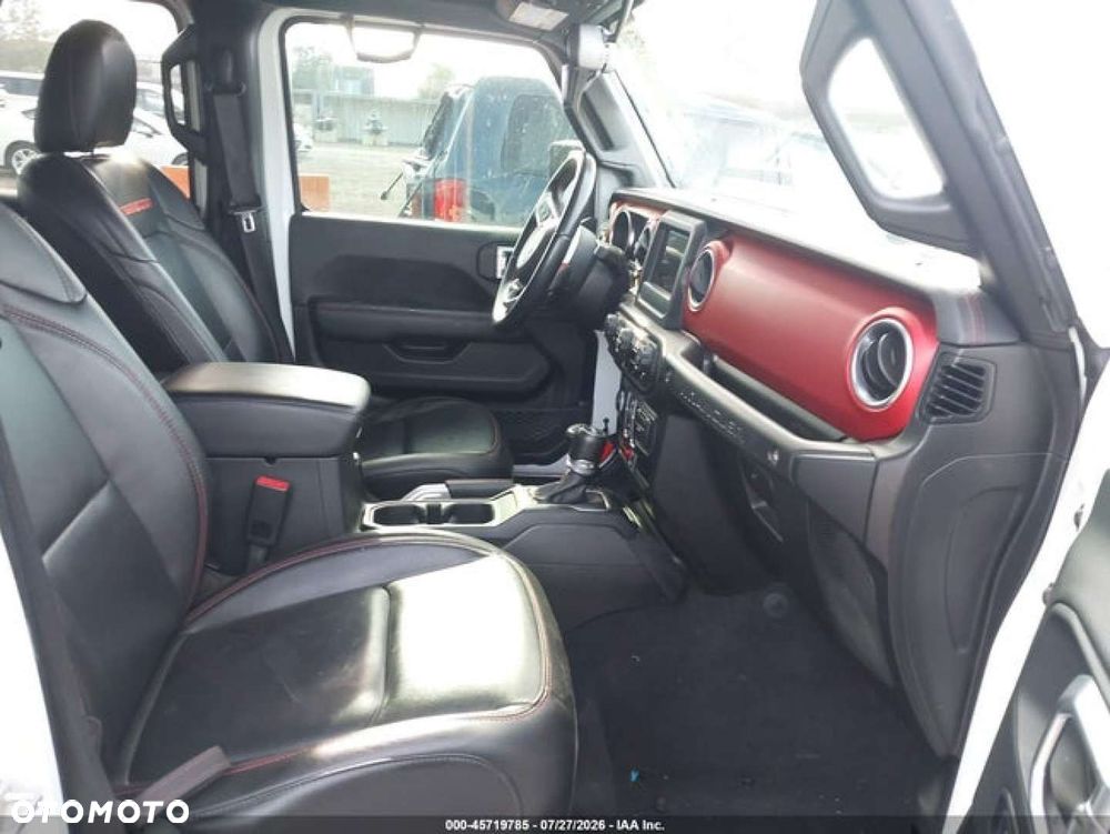 Jeep Wrangler - 10