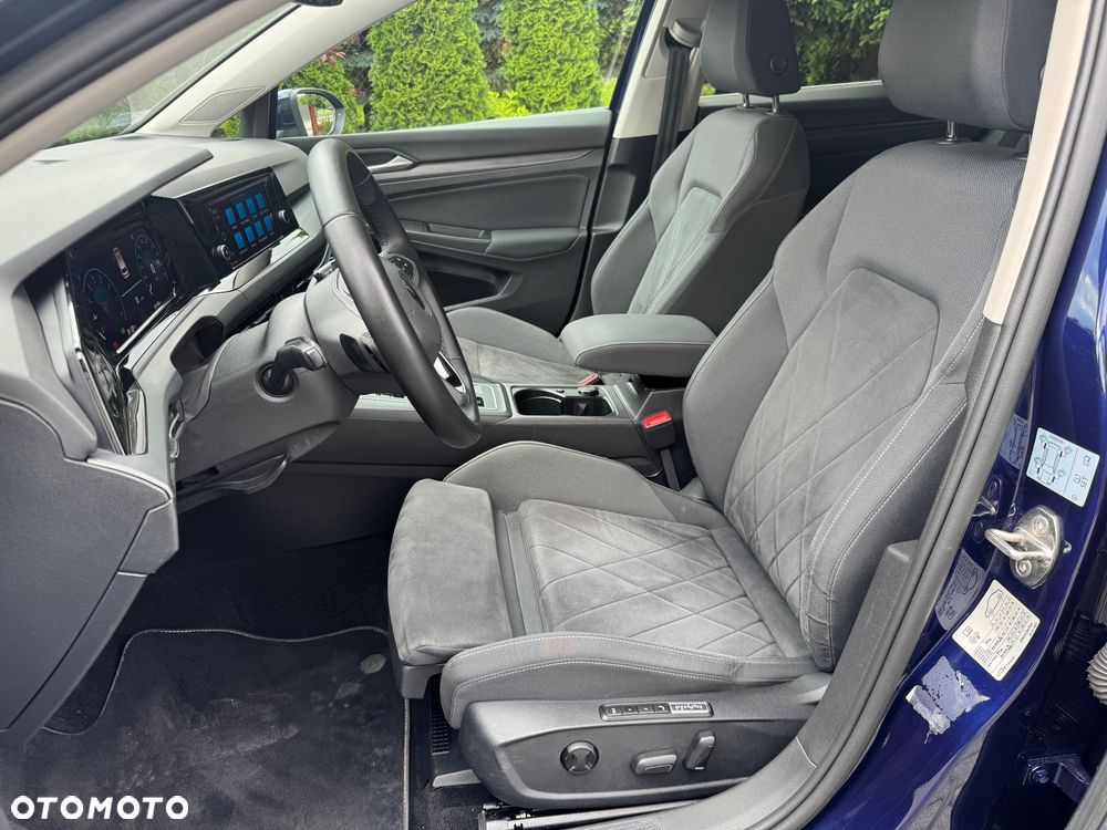 Volkswagen Golf 1.5 eTSI Style DSG - 20