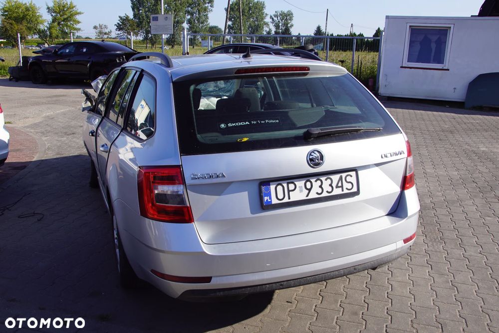 Auto na części - Skoda Octavia III Lift 1.6 TDI 115 KM DGTE TKV LA7W 2019R Silnik Skrzynia Drzwi Błotnik Zderzak Klapa Lampa Lusterko Klamka Szyba Deska Kokpit Sterownik Moduł Czujnik Licznik Panel Kierownica - 6