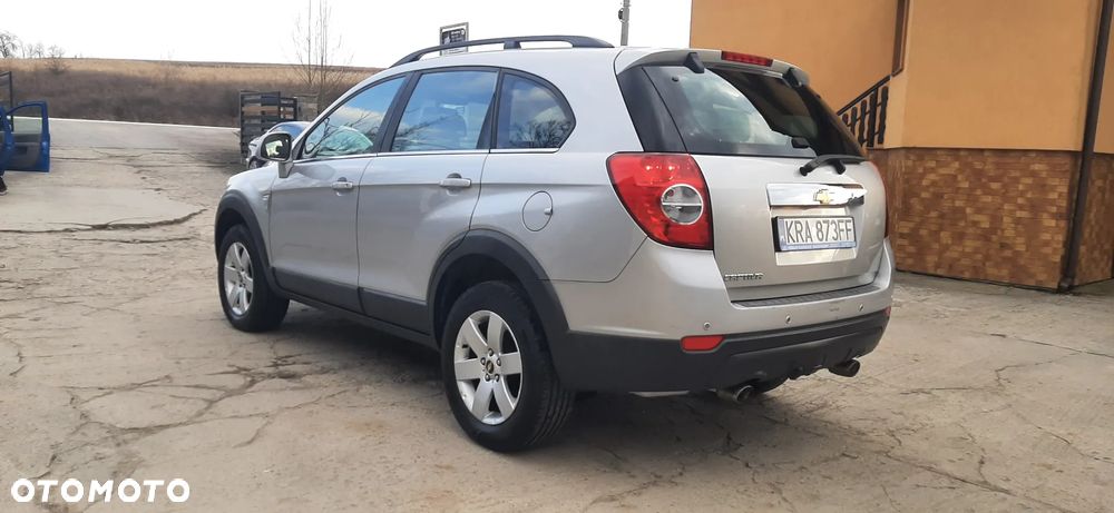Chevrolet Captiva 2.4 2WD 7 Sitzer LS - 14