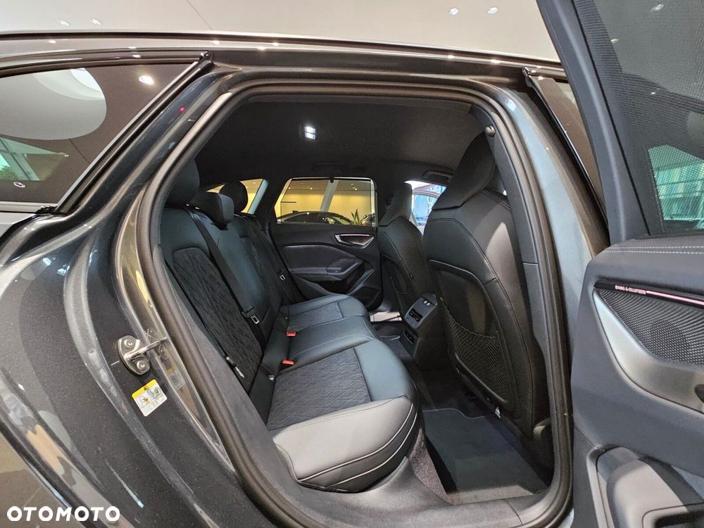 Audi A5 Avant - 16