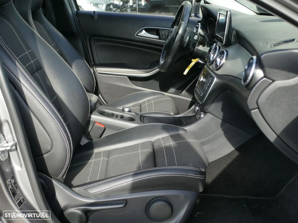 Mercedes-Benz GLA 180 d Urban Aut. - 30