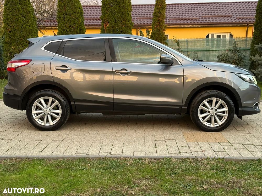 Nissan Qashqai 1.6 DCI N-Connecta - 21