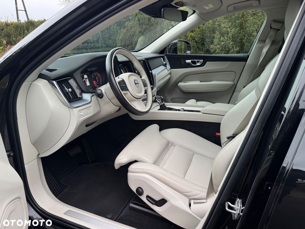 Volvo XC 60 D4 Geartronic Momentum Pro - 19