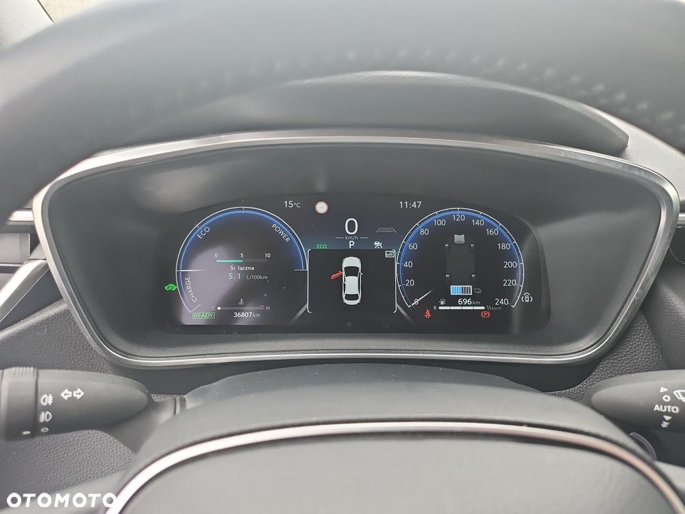 Toyota Corolla 1.8 Hybrid Comfort - 12