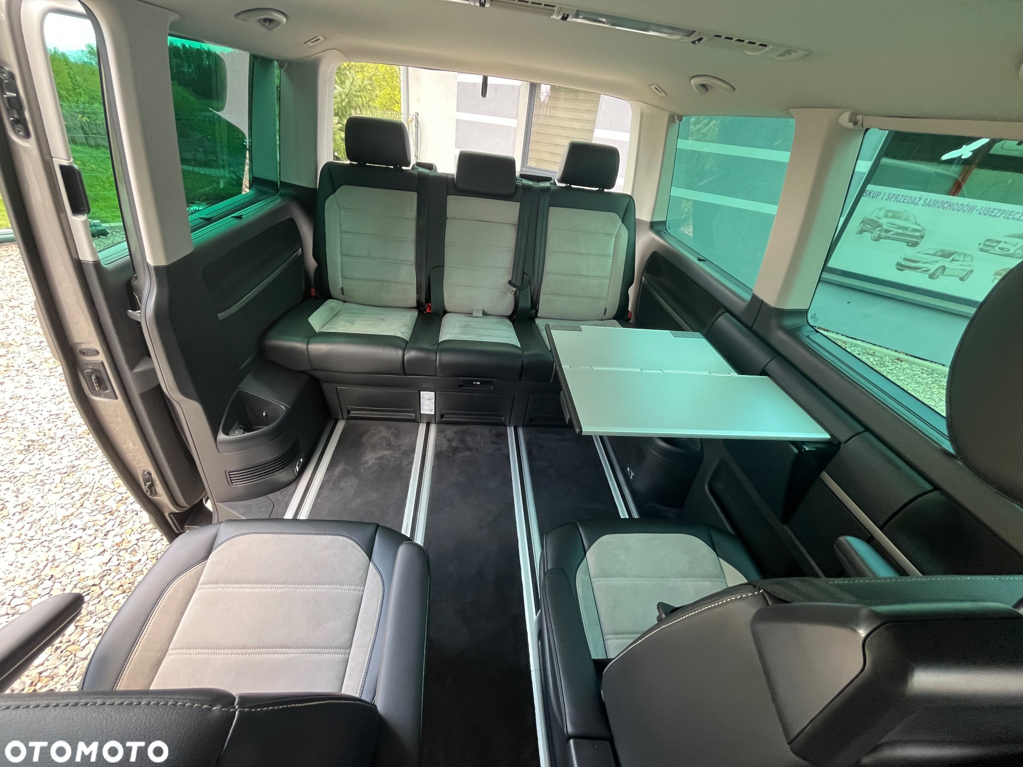 Volkswagen Multivan 2.0 BiTDI L1 Generation SIX 4Motion DSG - 32