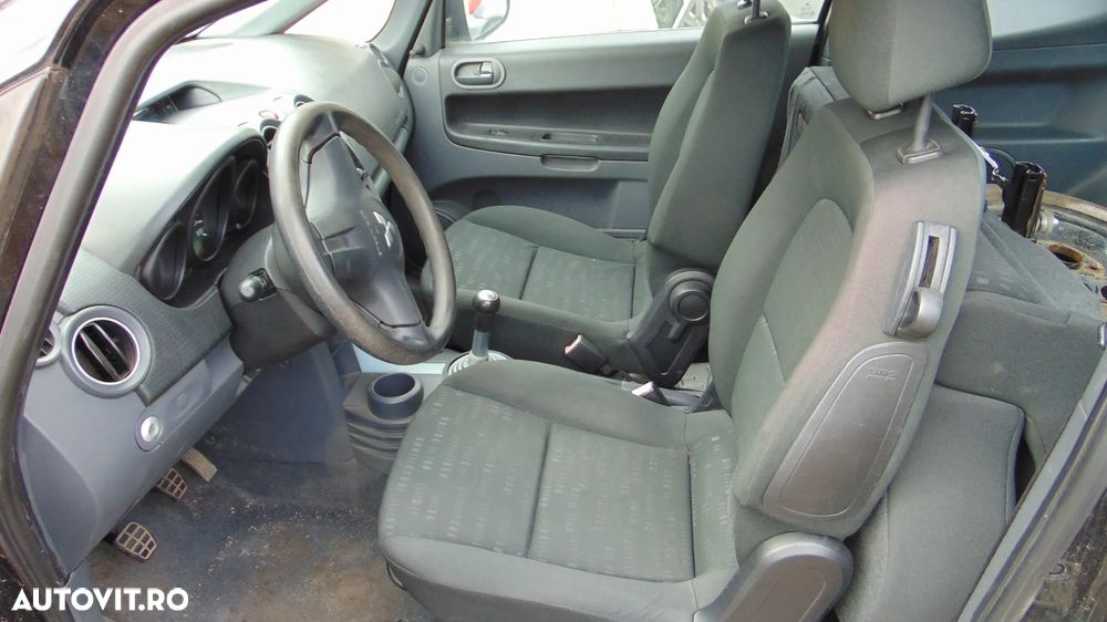 Motor Mitsubishi Colt Smart forfour 1.1 benzina tip T28TET MX1253 an 2005 - 20