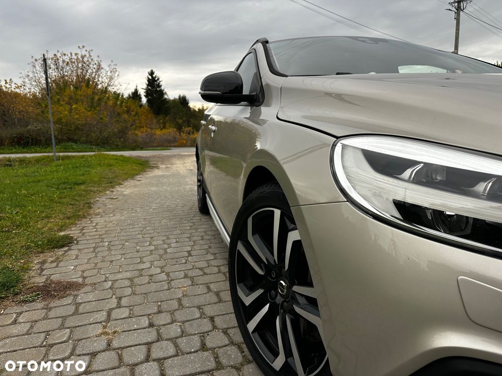 Volvo V40 2018 photo 4