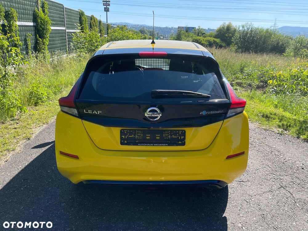 Nissan Leaf - 15
