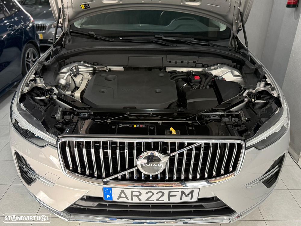 Volvo XC 60 2.0 B4 Plus Bright - 43