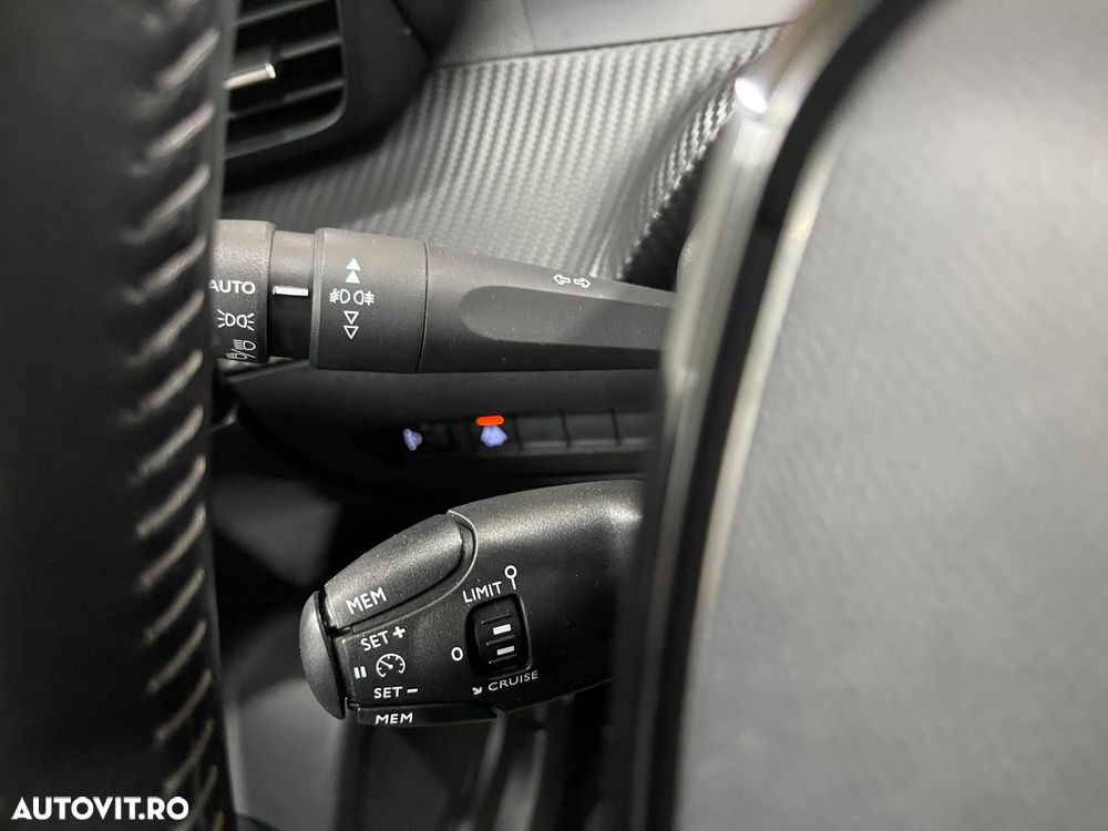 Peugeot 2008 1.5 BlueHDI FAP Active - 20