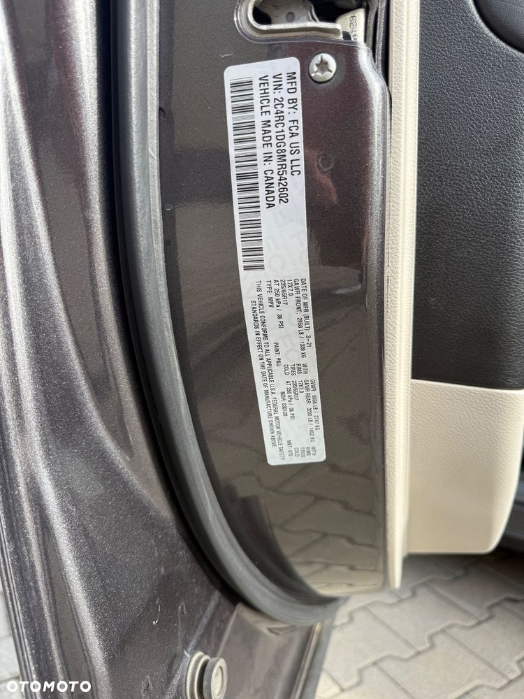 Chrysler Voyager - 10