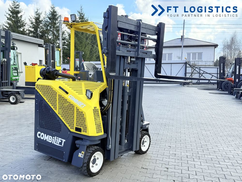 Combilift WÓZEK CZTEROKIERUNKOWY - WIELOKIERUNKOWY | COMBILIFT CB2500 | GAS | TRIPLEX 4900MM | WOLNY SKOK | POZYCJONER WIDEŁ | PRZESUW WIDEŁ | STAN IDEALNY | Szeroka oferta wózków czterokierunkowych i bocznych, dopasowanych do różnorodnych potrzeb i zastosowań - 21