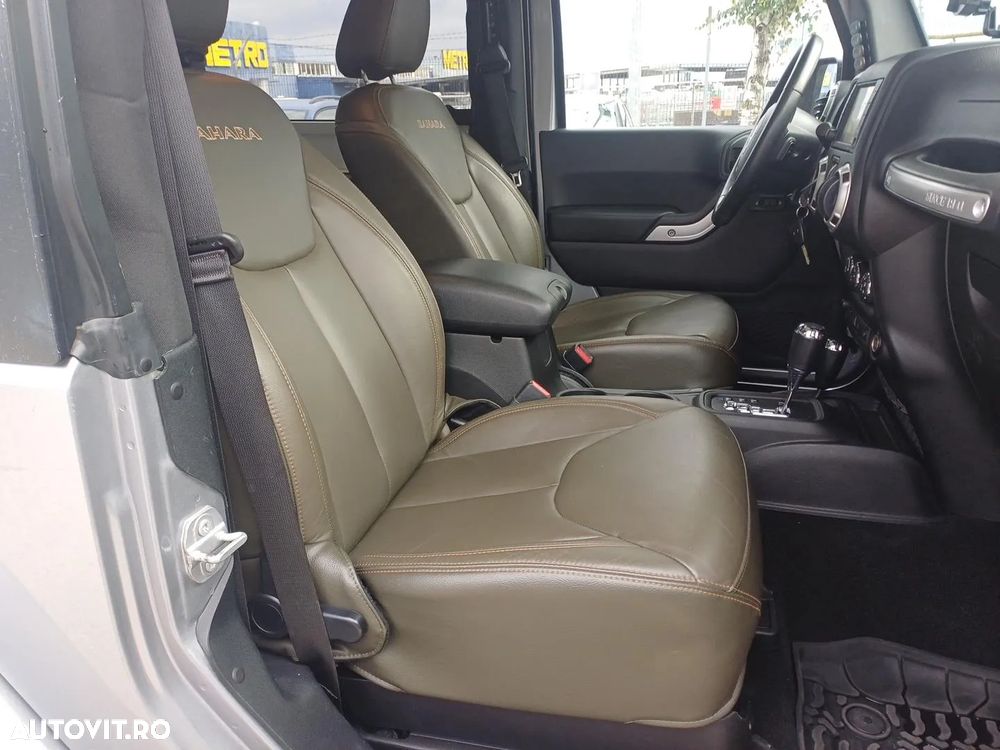 Jeep Wrangler 2.8 CRD AT Sahara - 24