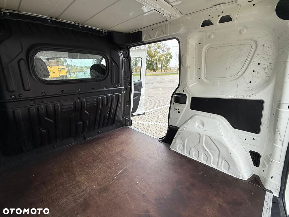 Fiat DOBLO - 33