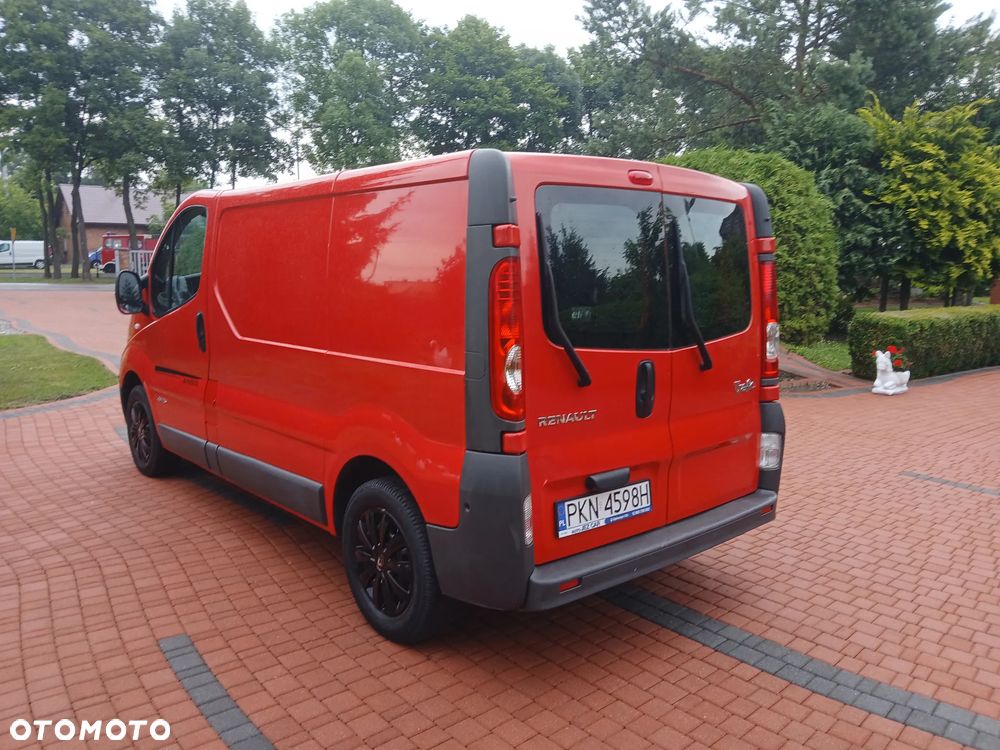 Renault TRAFIC - 4