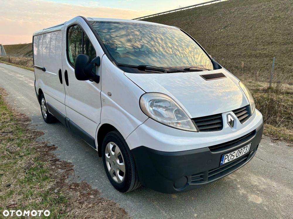Renault Trafic - 11