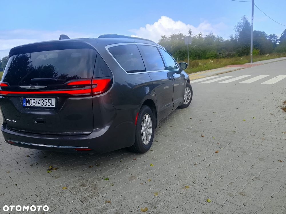 Chrysler Pacifica - 7