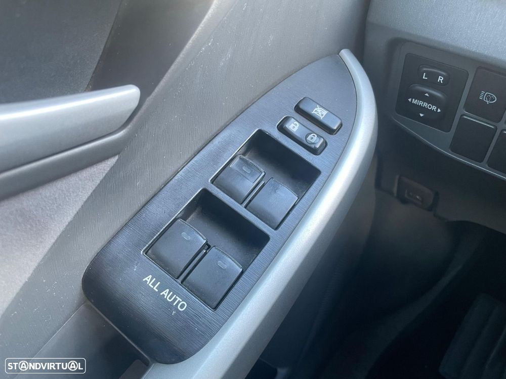 Toyota Prius 1.8 Exclusive - 14