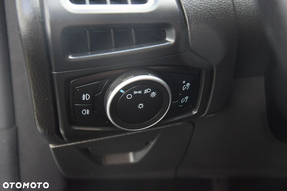 Ford Focus 2.0 TDCi ST - 28