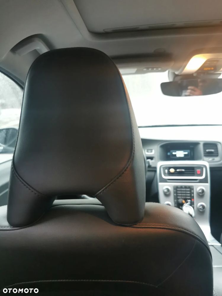 Volvo V60 - 14