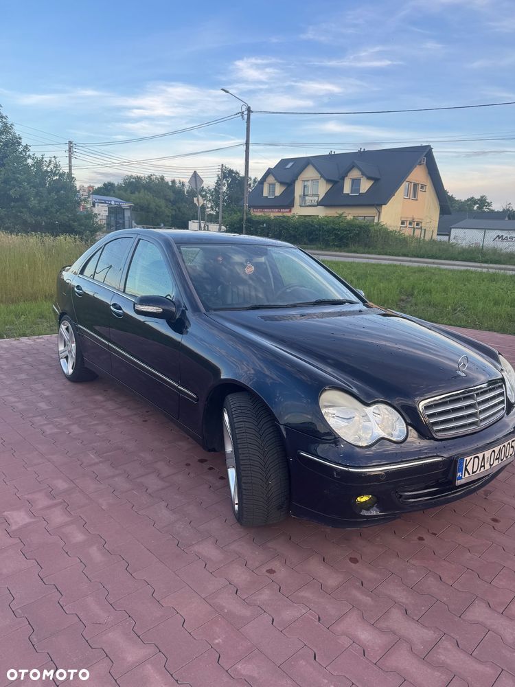 Mercedes-Benz Klasa C - 2