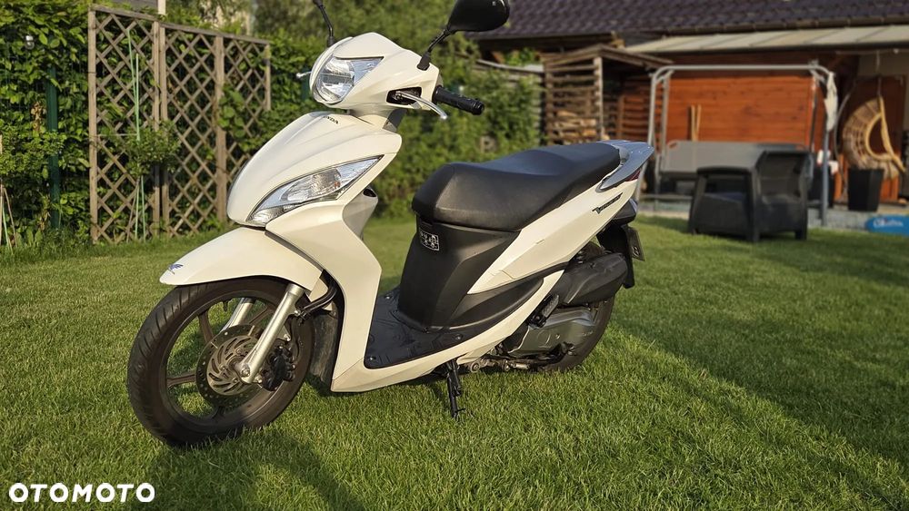 Honda Vision - 11