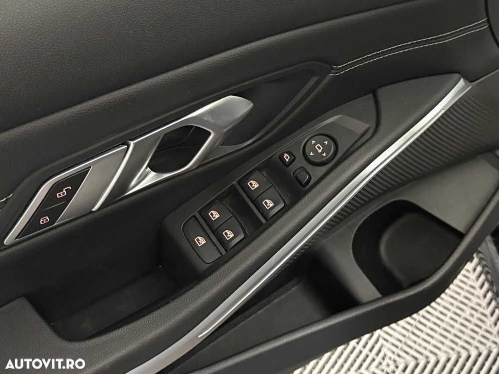 BMW Seria 3 320i xDrive Aut. - 14