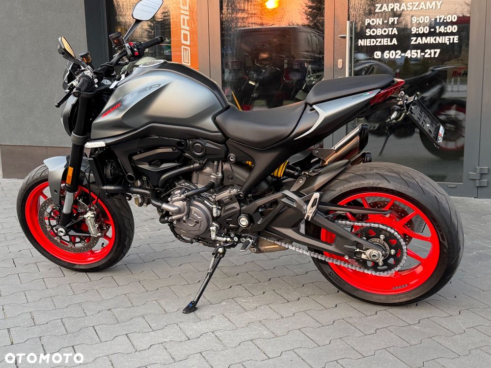 Ducati Monster - 27