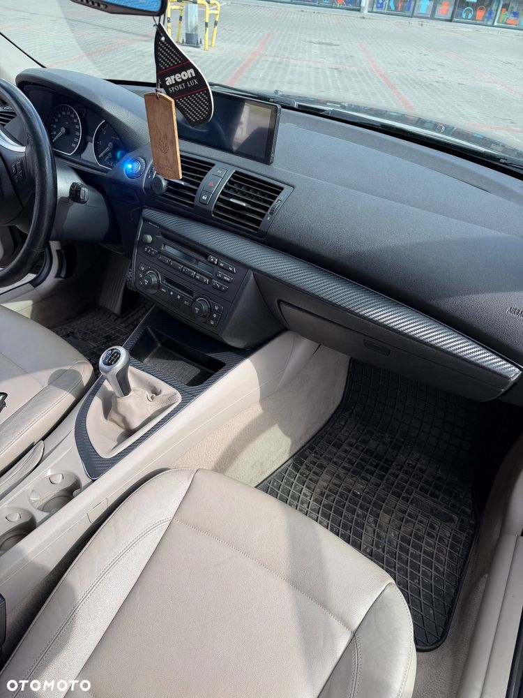 BMW Seria 1 120i - 17