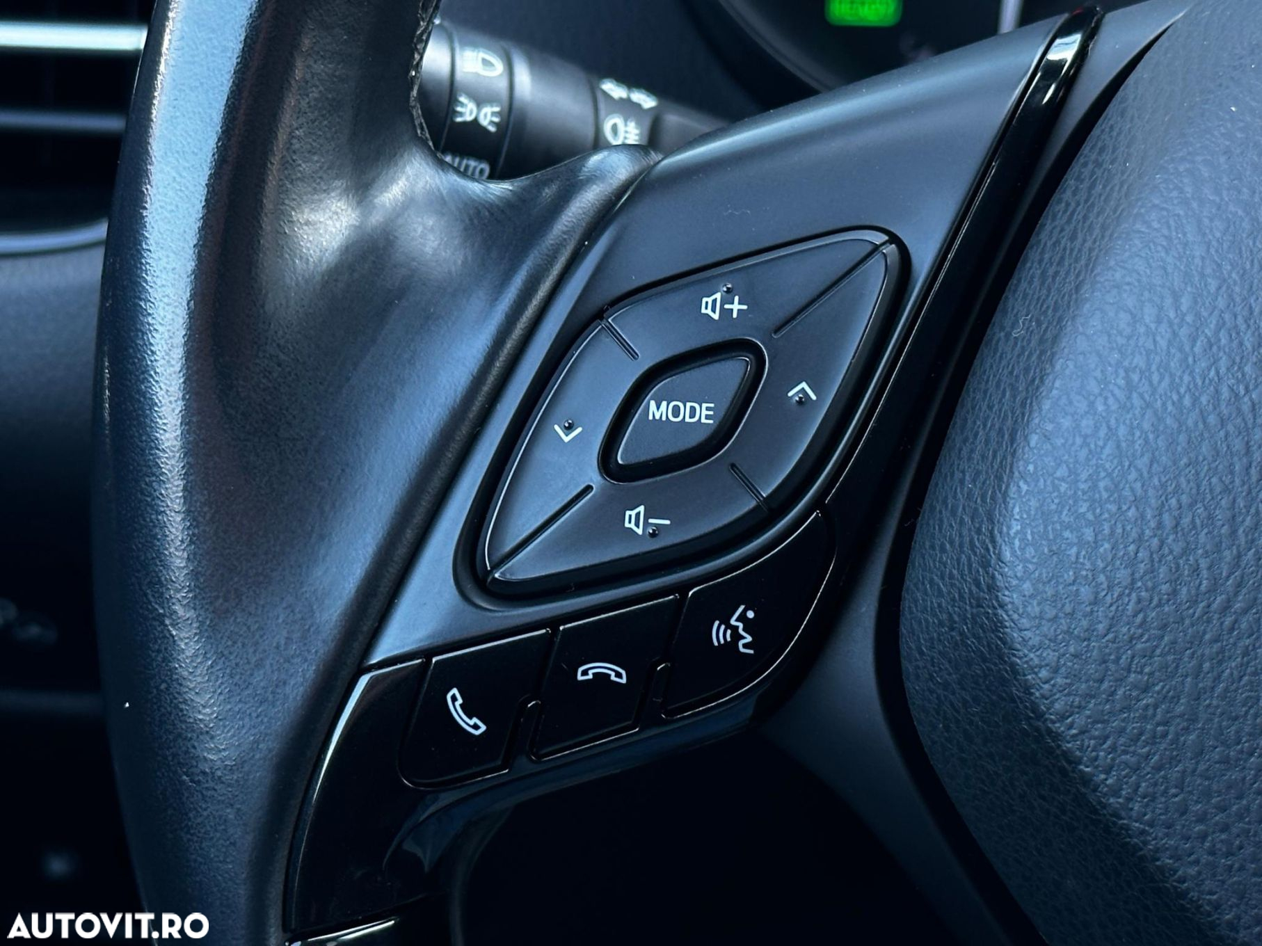 Toyota C-HR - 18