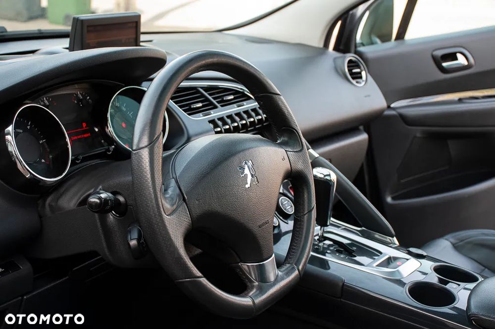 Peugeot 3008 HDi 160 Automatik Business-Line - 38