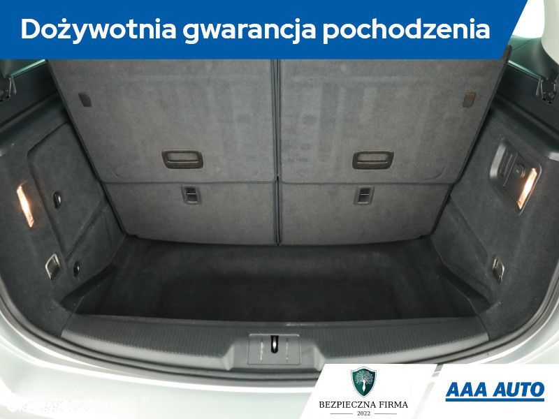 Volkswagen Sharan - 11