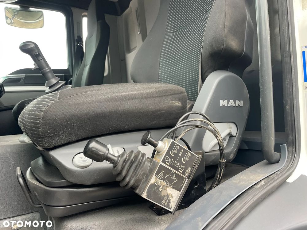 MAN TGS 8x4 - 14