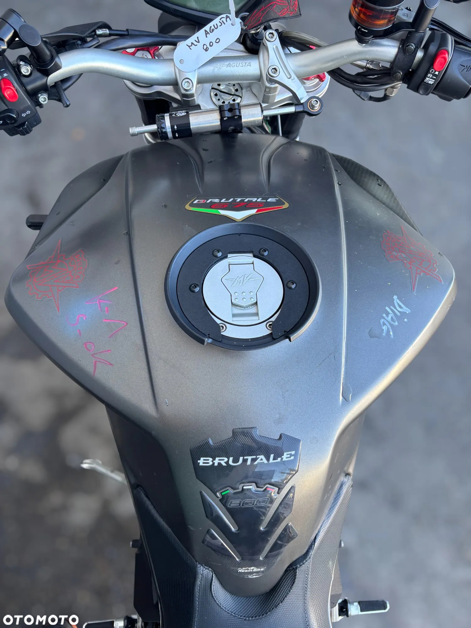 MV AGUSTA Brutale - 8