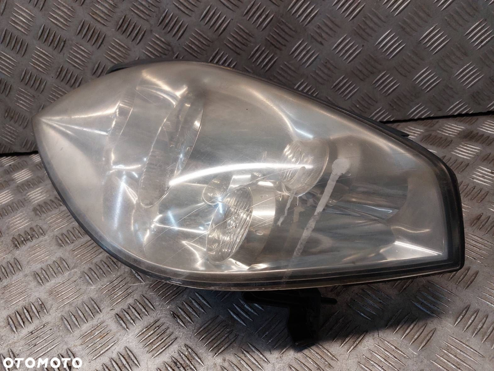 LAMPA LEWY PRZÓD PRZETWORNICA CZĘŚCI PRIMERA P12 - 7
