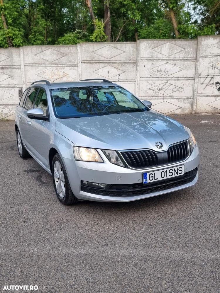 Skoda Octavia 2.0 TDI DSG Tour - 9